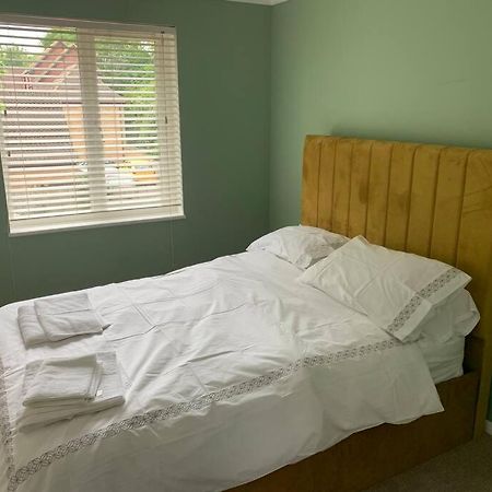 Cosy One Bed Flat Free Parking Apartment Send Exterior photo